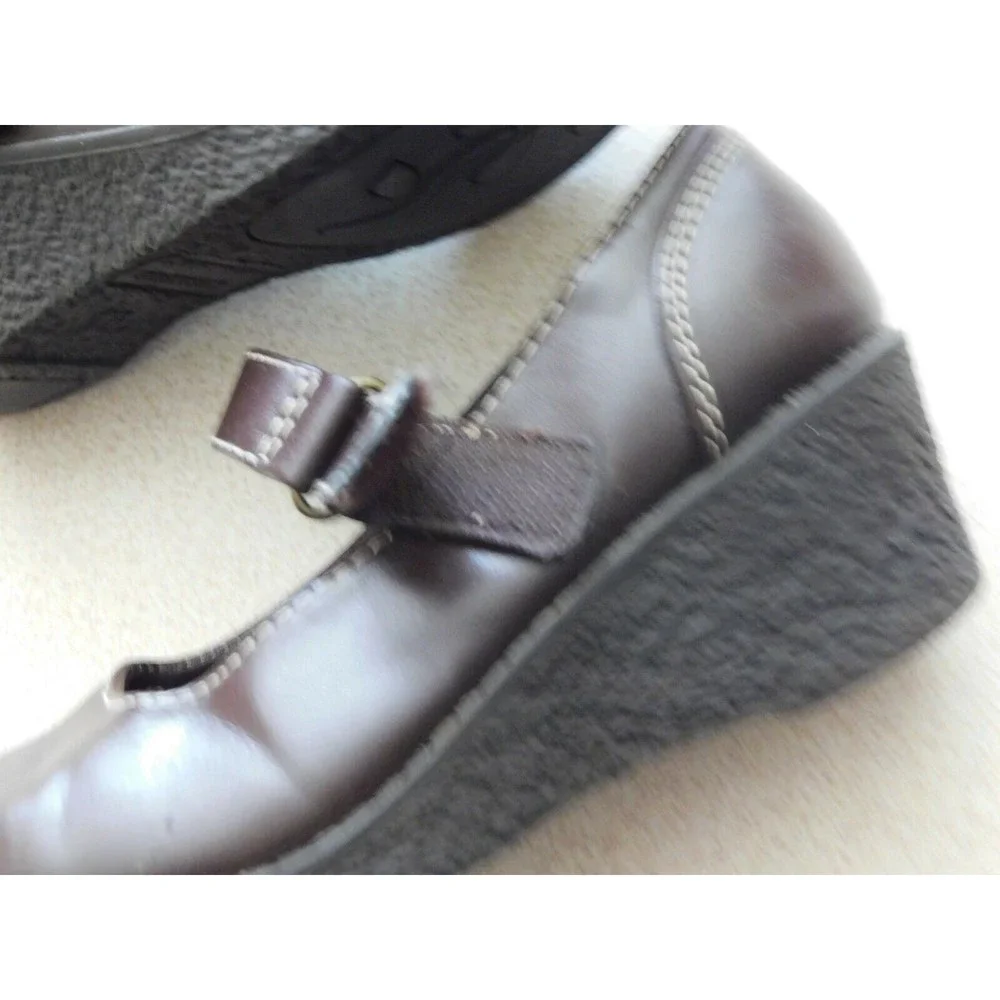 AIRWALK Girls Hook & Loop Closure Dress Up Shoes Brown Size 10
